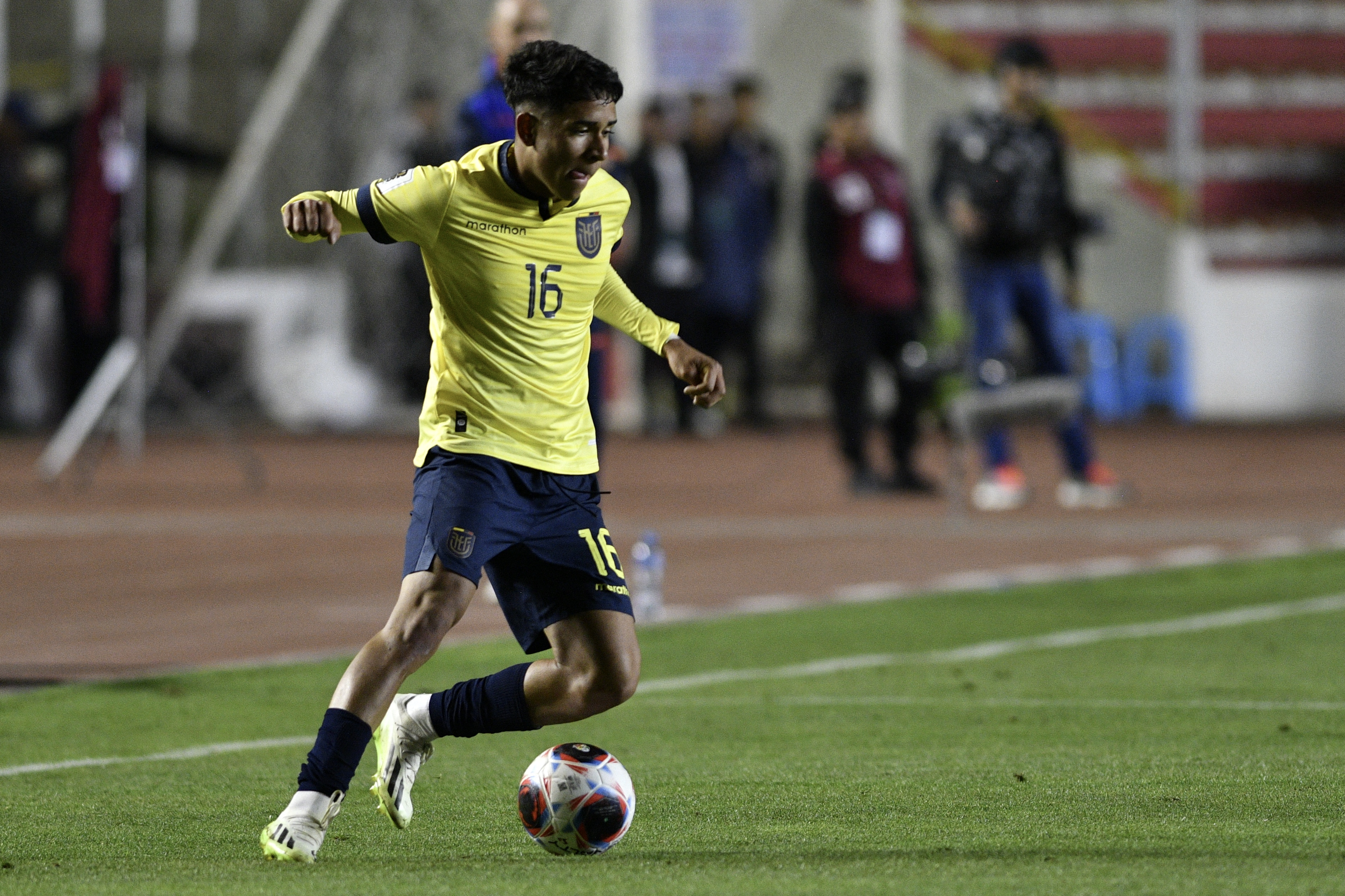 Un mediocampista de 16 años protagonizó la victoria de Ecuador ante Bolivia