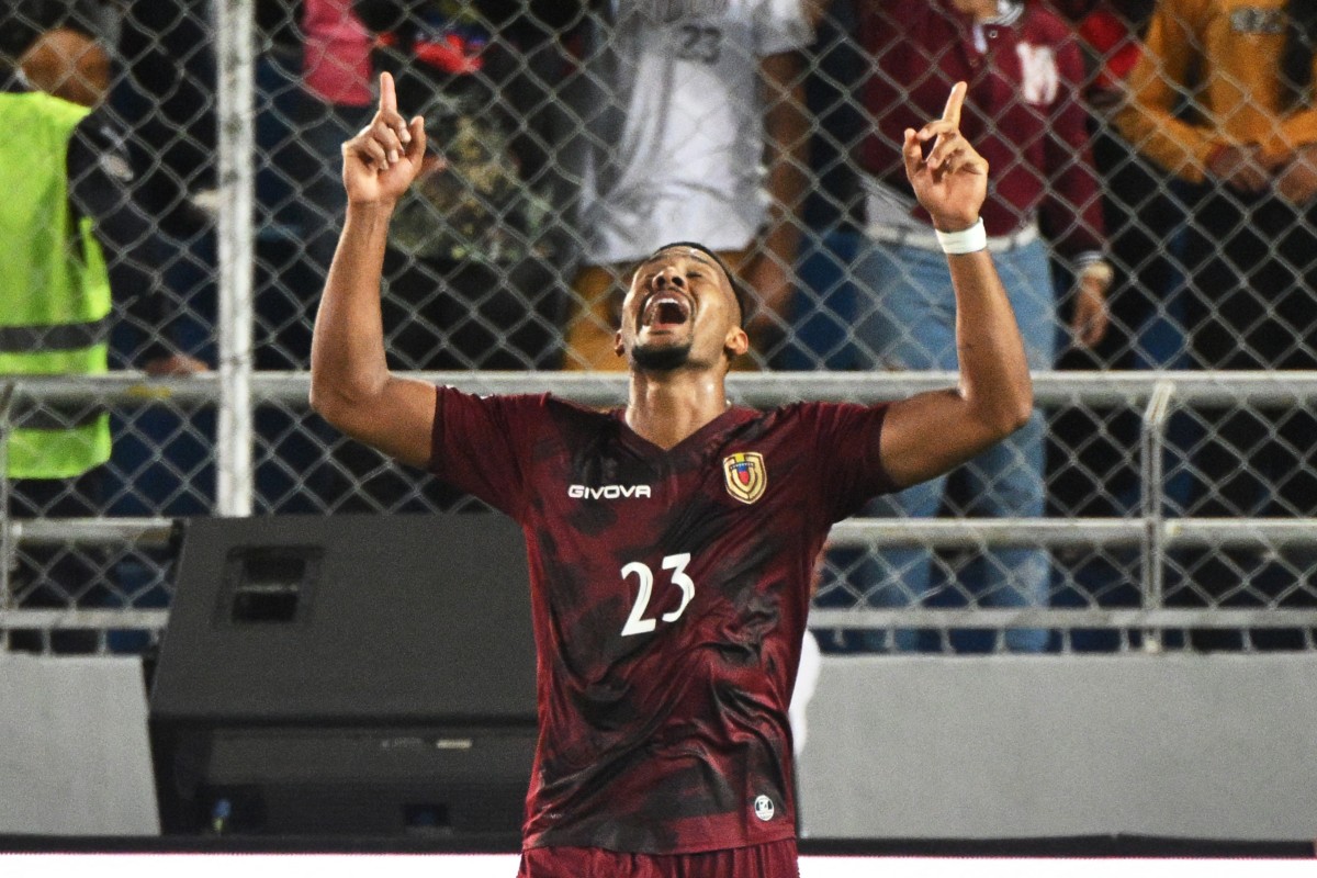 Salomón Rondón eligió su partido centenario para convertirse en el máximo anotador histórico de la Vinotinto (VIDEO)