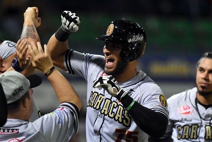 Duelo de felinos: Leones se apoyó en un traspiés de Tigres para sacar la victoria en Maracay