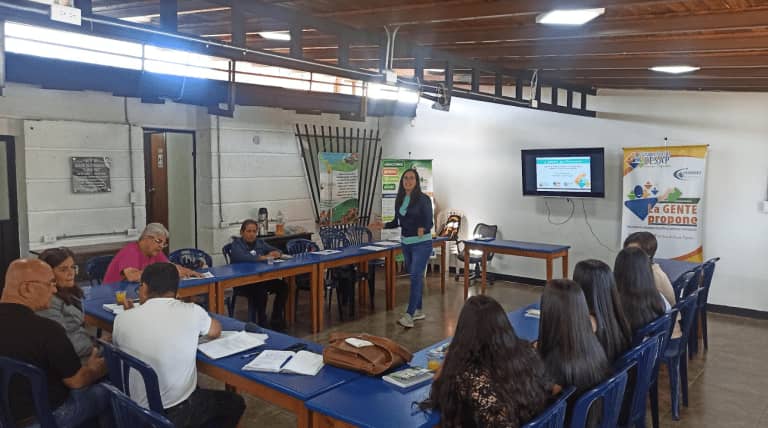 Observatorio promovió en Mérida la formación ciudadana para denunciar en redes sociales de forma efectiva