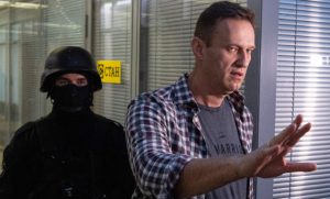La indignación de la madre de Navalni: No quiero pésames, lo vimos hace cuatro días y estaba sano y feliz