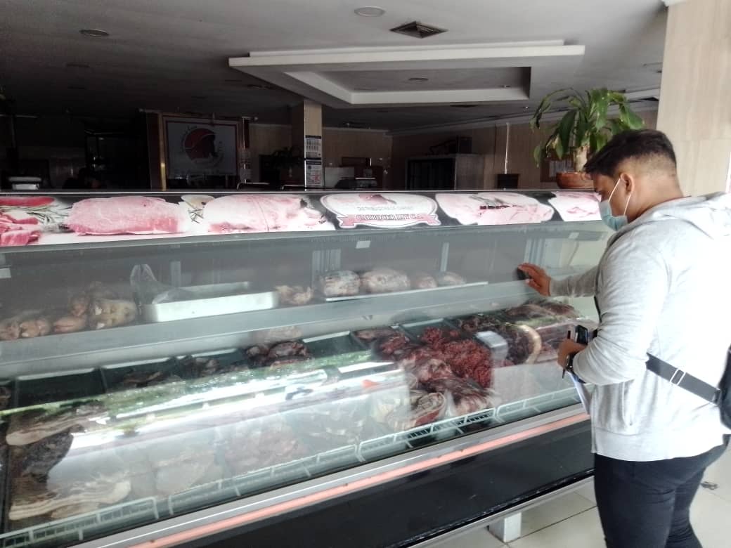 Aparatos quemados en los hogares y comercios quebrados: apagones causan estragos en Mérida