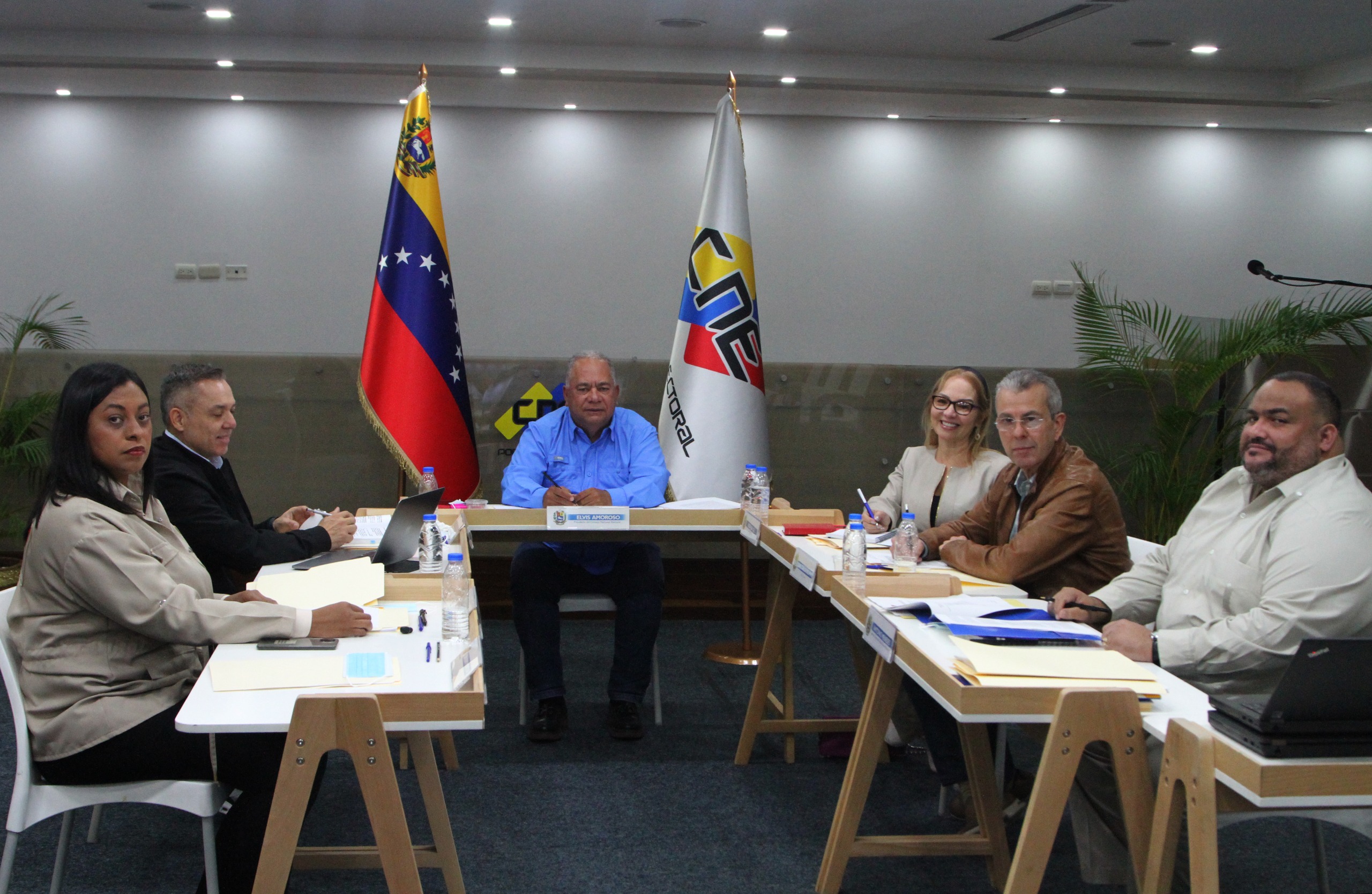 CNE se declaró en “sesión permanente” para atender propuesta electoral del chavismo