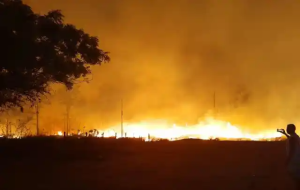Families are evacuate near the Uverito forest in Monagas due to raging wildfires