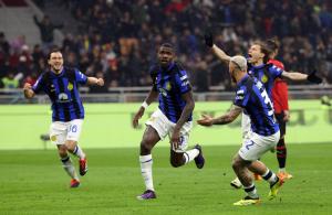 Inter ganó el “Scudetto” de la segunda estrella en el derbi ante Milan