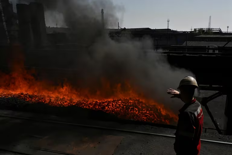 Oiea advierte que la planta de Zaporiyia está “peligrosamente” cerca de sufrir un accidente nuclear