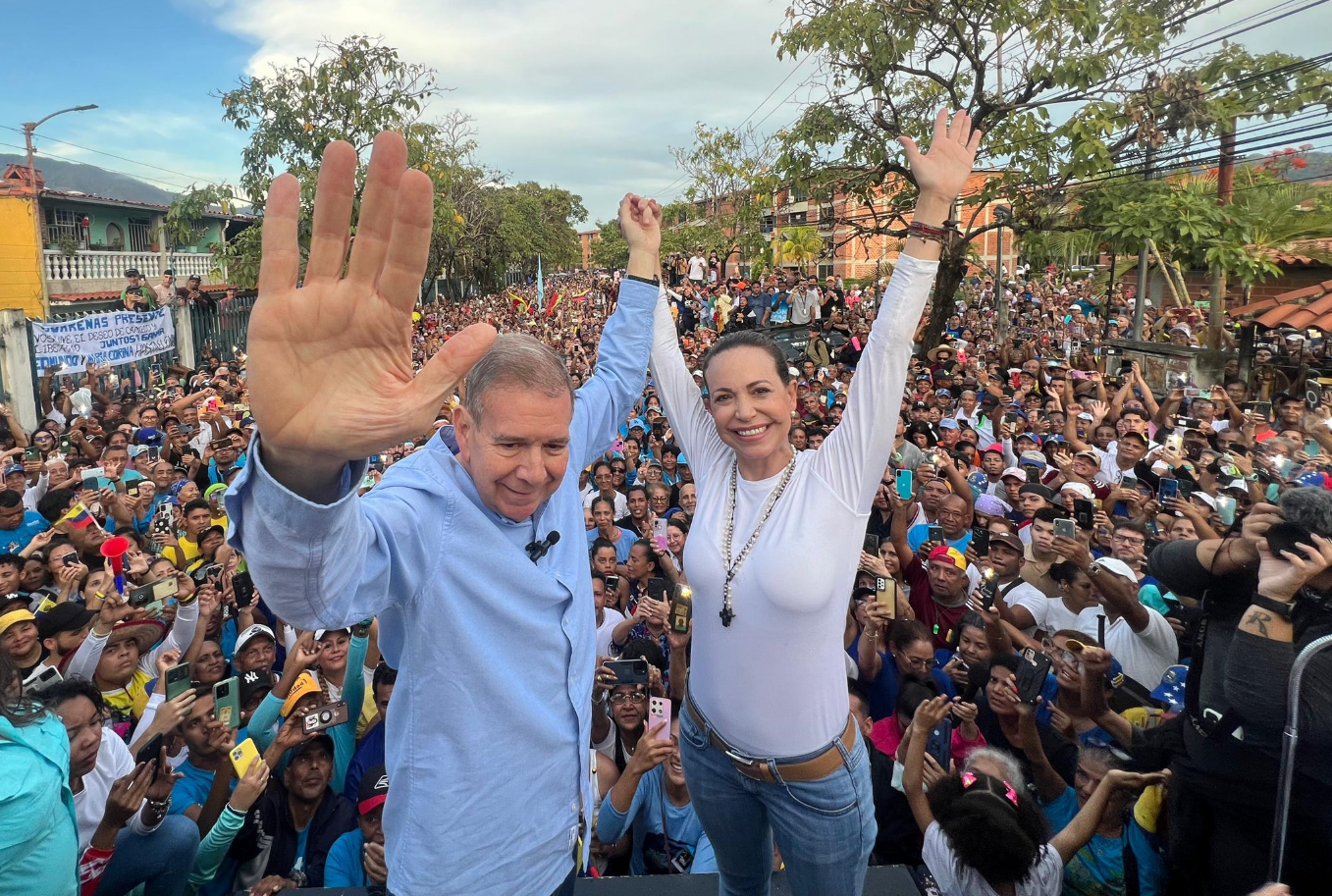 Cierres, multas y detenciones: así presionan a quienes apoyan actos opositores