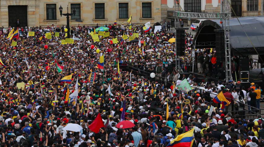 Muestran cómo estaba la Plaza de Bolívar en realidad durante discurso de Petro