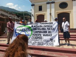 EN IMÁGENES: trabajadores de Vargas se rebelaron contra el chavismo este #1May