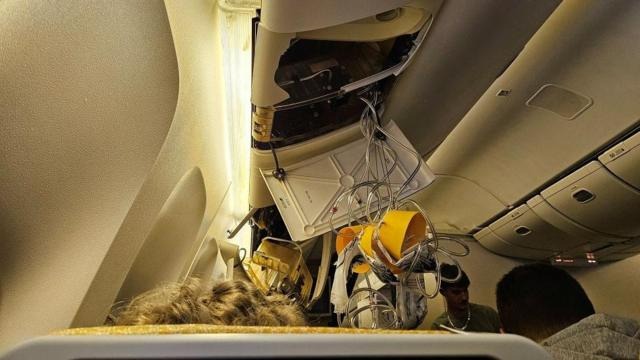 Al menos 22 de los heridos del vuelo de Singapore Airlines necesitan cirugía en la columna vertebral