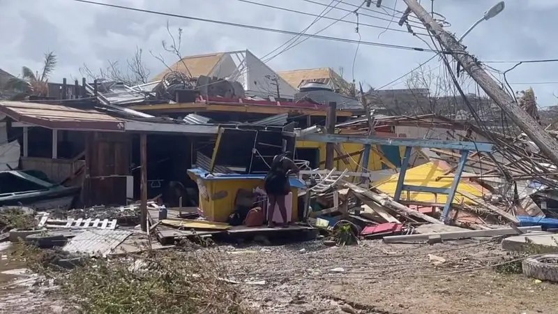 “El 90% de la isla Unión fue borrada”: el devastador paso del huracán Beryl por el Caribe en su camino a México