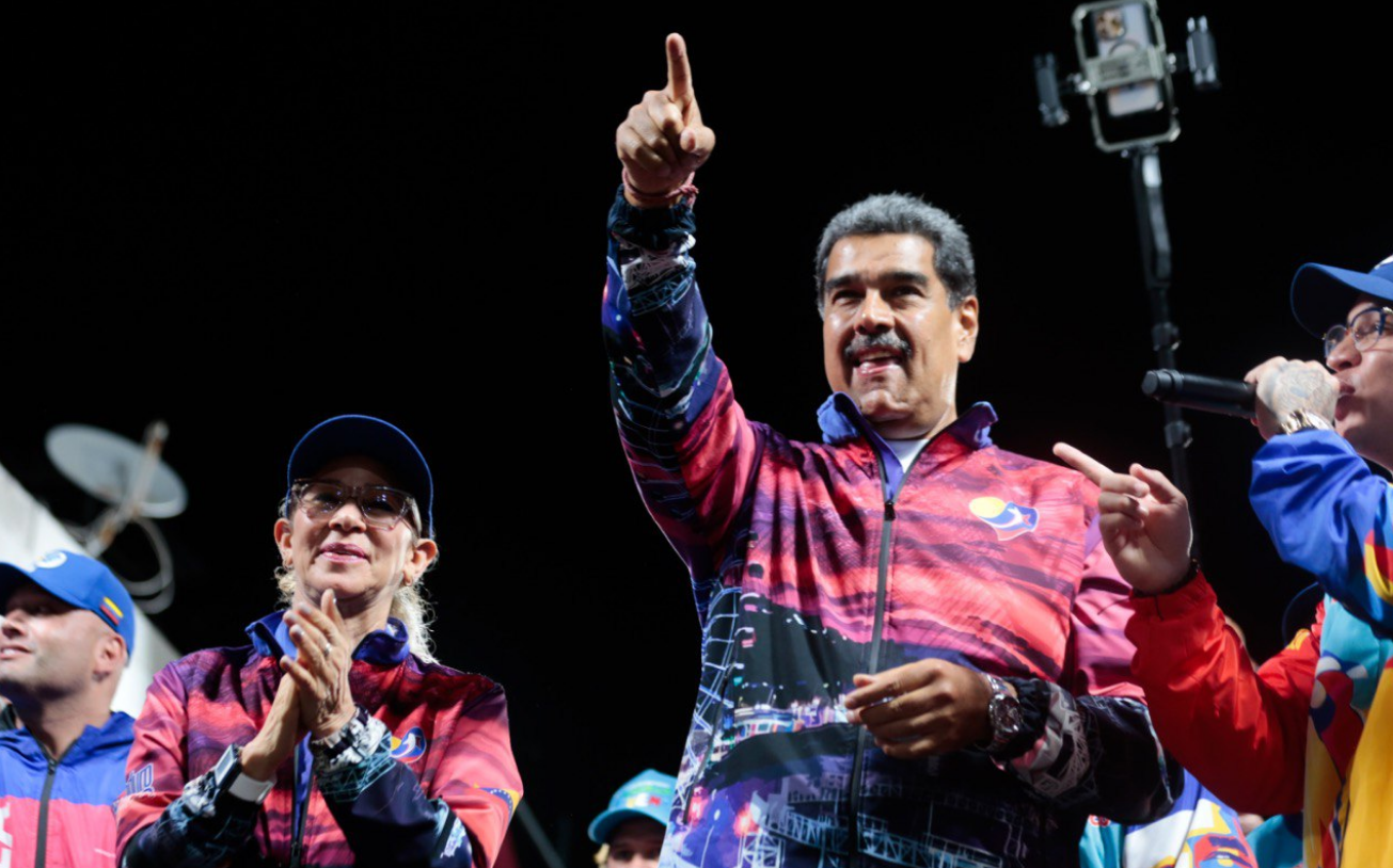 Maduro volvió a atacar a las principales agencias internacionales al calificarlas como “basura”