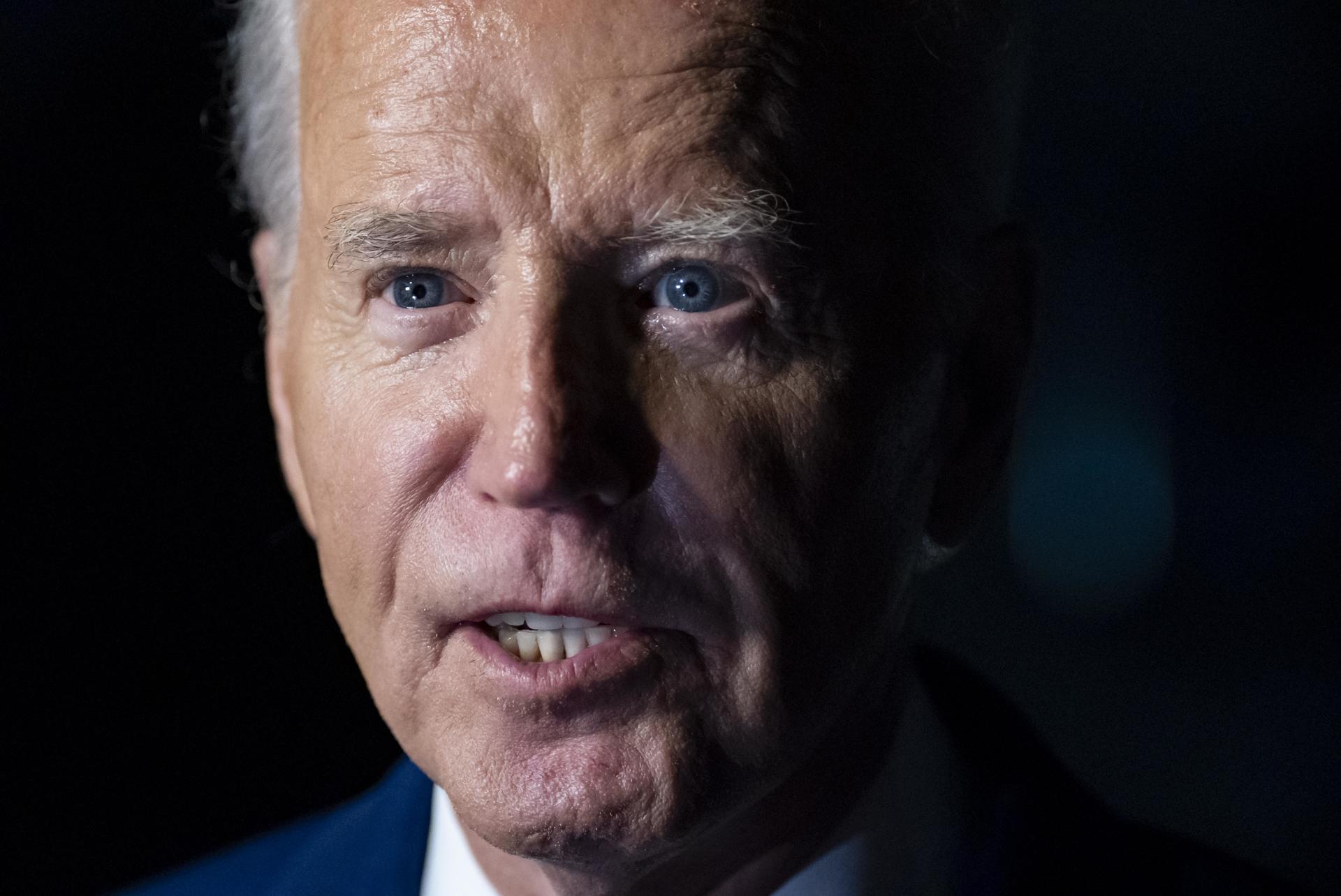 “Estados Unidos, les di lo mejor”: Biden se despide y pasa la batuta electoral a Harris