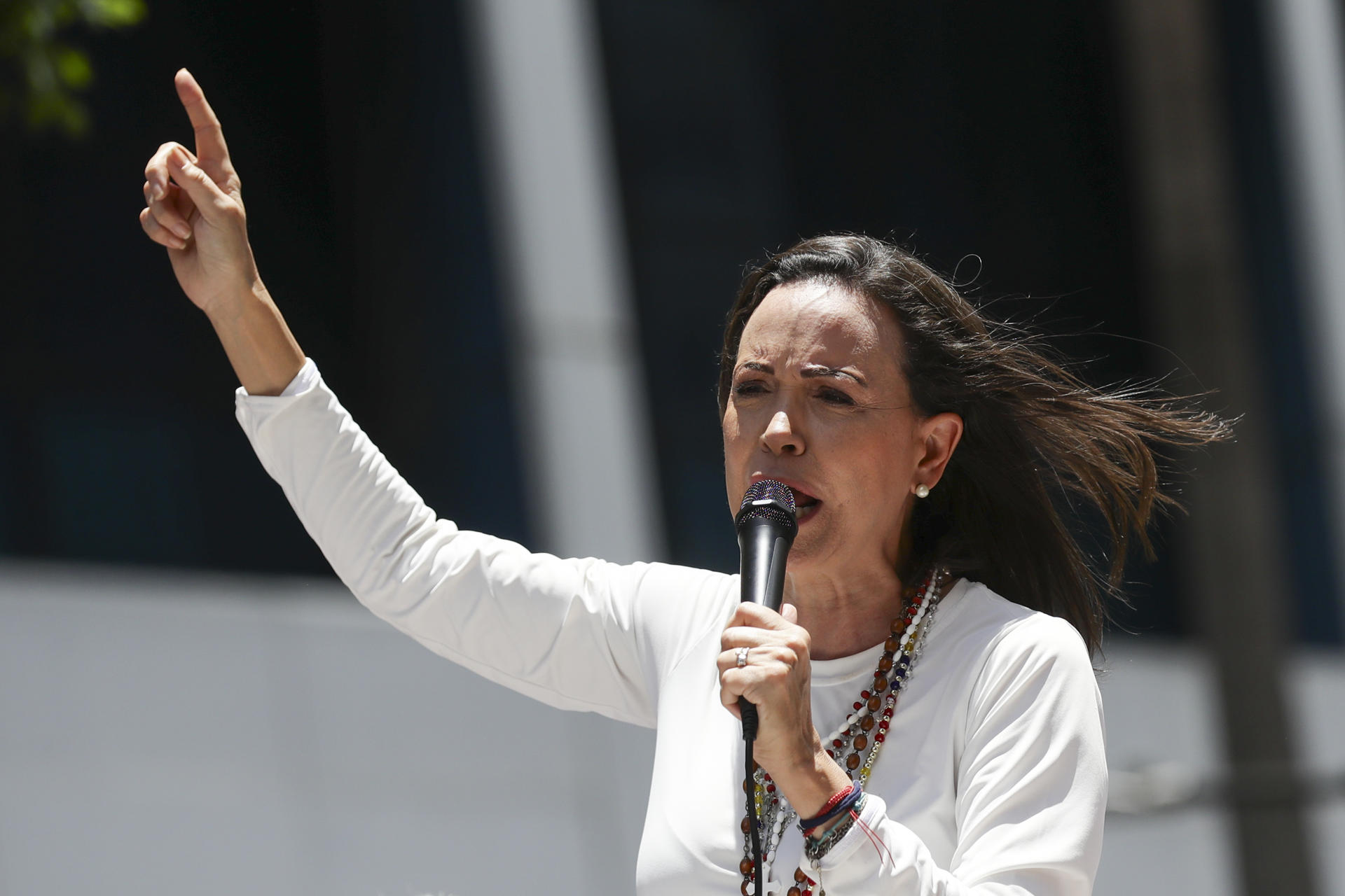 María Corina Machado: Nicolás Maduro secuestra niños