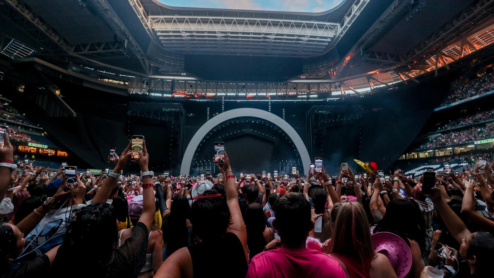 Cancelan conciertos en el estadio Santiago Bernabéu: Conoce qué artistas son los afectados