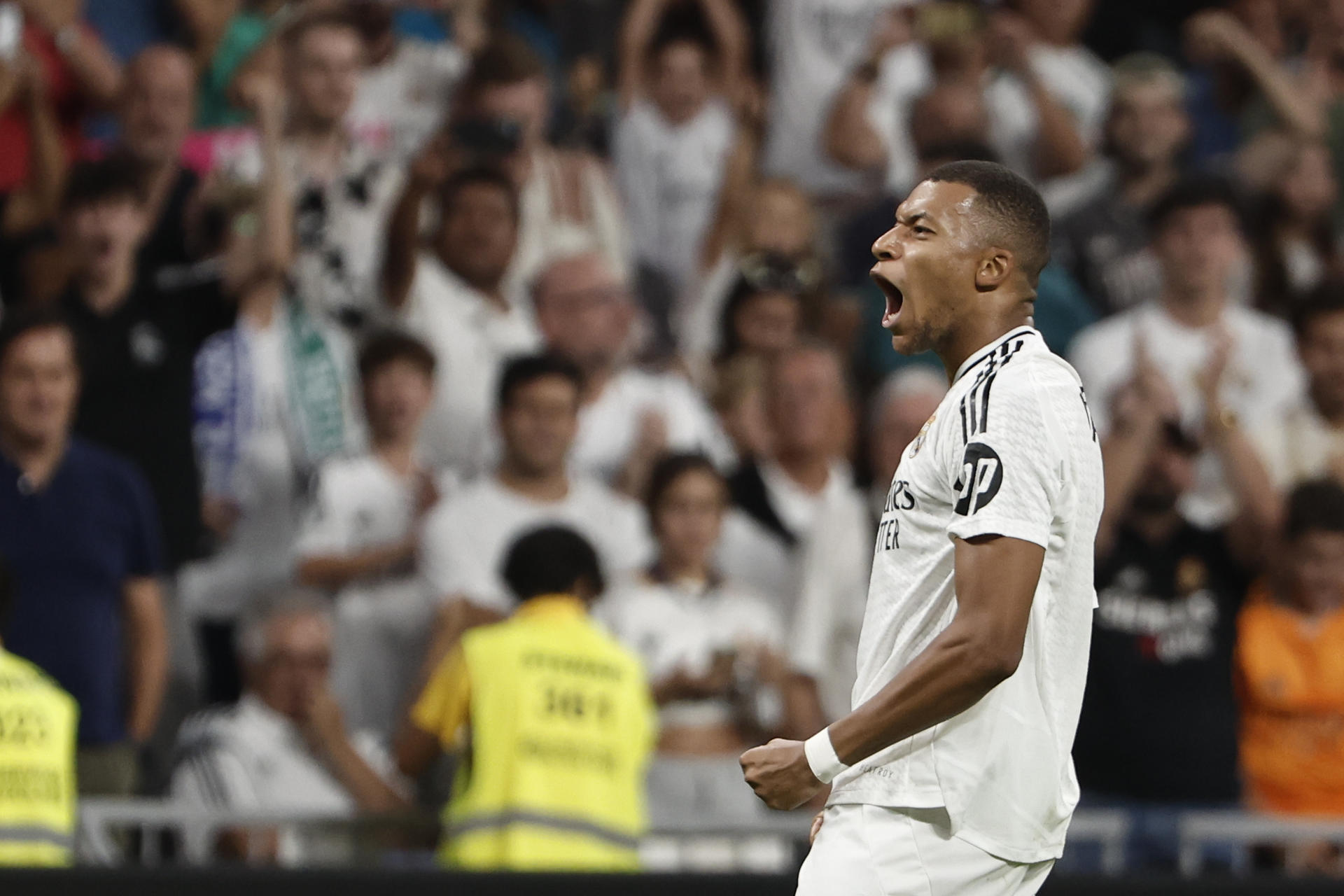 Doblete de Mbappé calmó la ansiedad del Real Madrid ante Betis en el Santiago Bernabéu